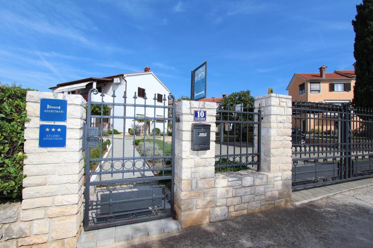 Apartments Mirela โรวีน ภายนอก รูปภาพ